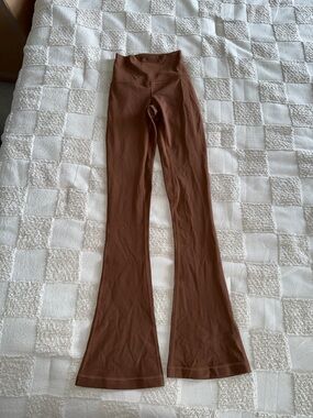 NWOT Lululemon Align High-Rise Mini Flare Pant 32"
Roasted Brown size 0